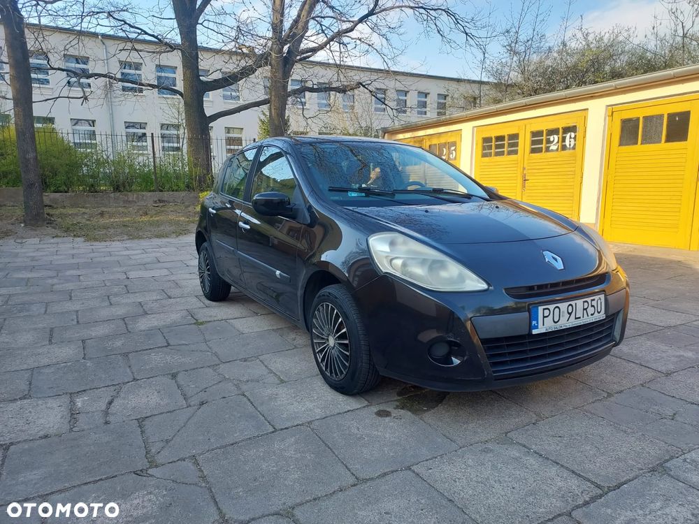 Renault Clio 1.2 16V Authentique - 5