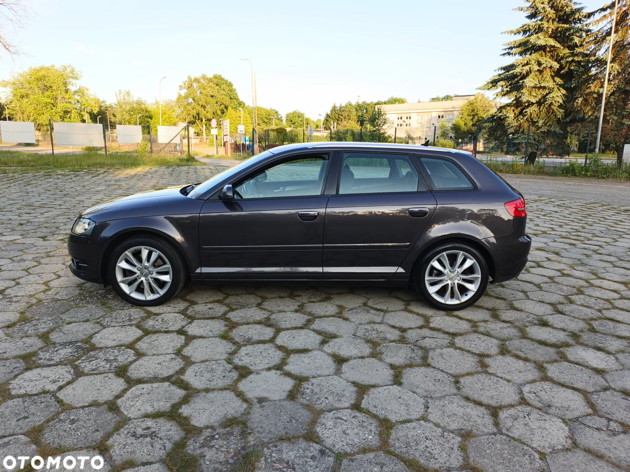 Audi A3 2.0 TDI Sportback DPF Attraction - 4