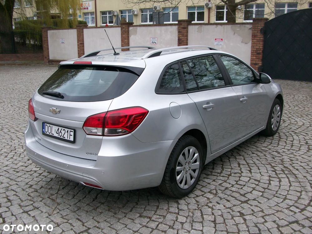 Chevrolet Cruze 1.6 LT+ - 6