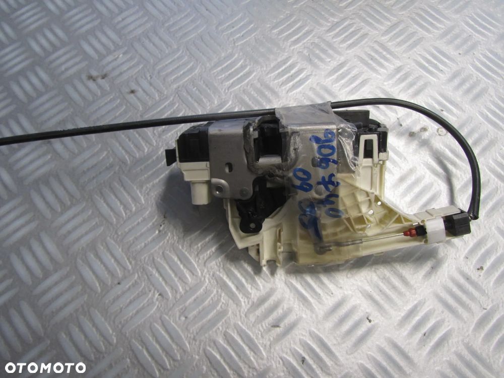 zamek 9067400935 - 2