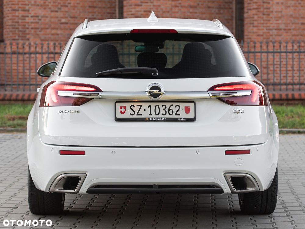 Opel Insignia 2.8 V6 Turbo 4x4 OPC - 11