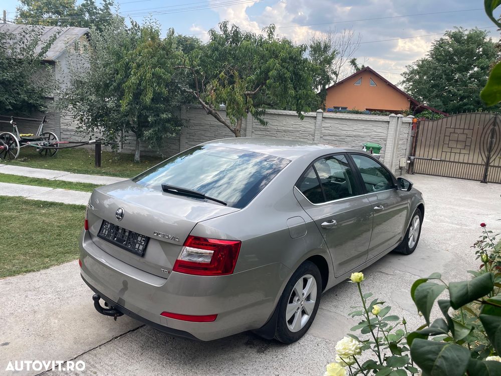 Skoda Octavia - 4