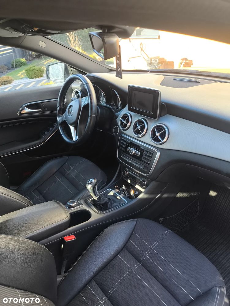 Mercedes-Benz CLA 180 - 6