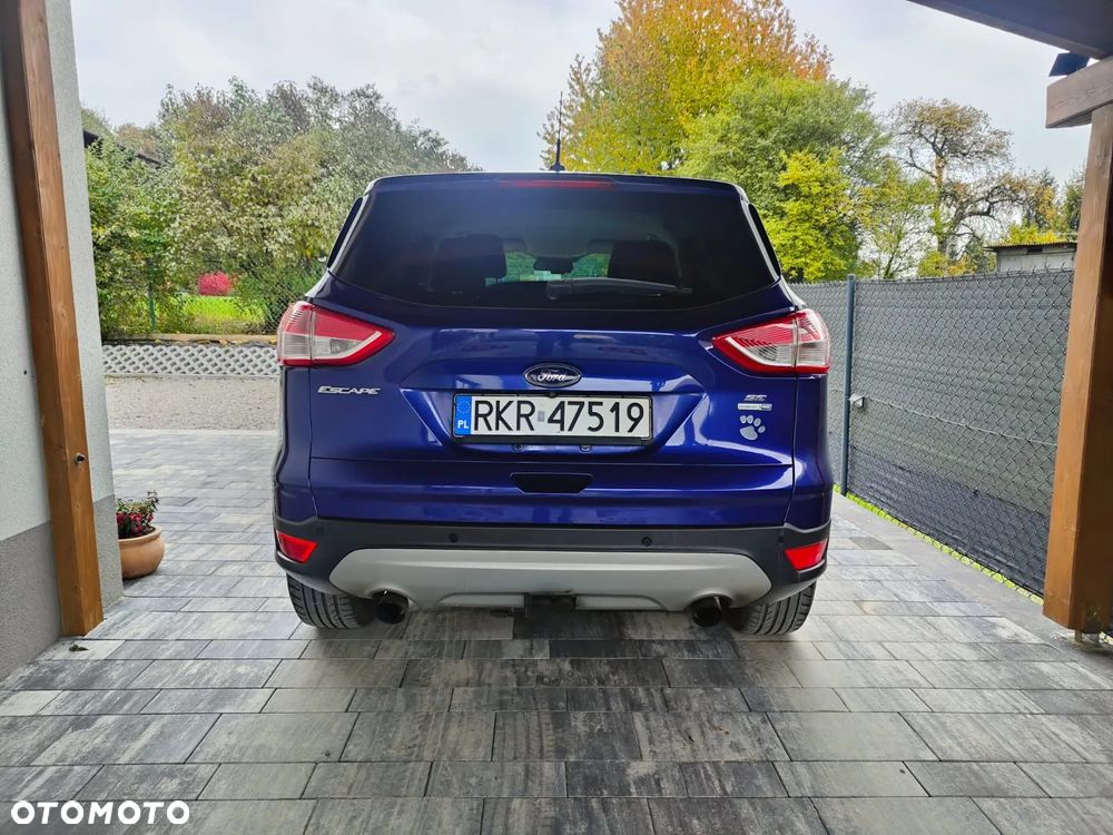 Ford Escape 2.0 EcoBoost AWD Titanium - 6