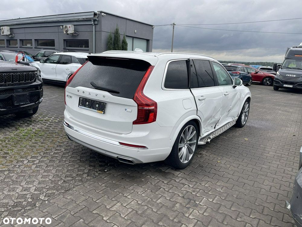 Volvo XC 90 T8 AWD Recharge Geartronic Inscription - 4