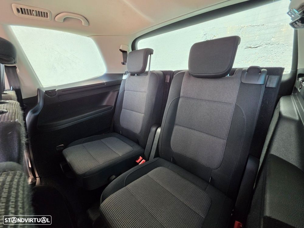 VW Sharan 2.0 TDI Confortline - 9