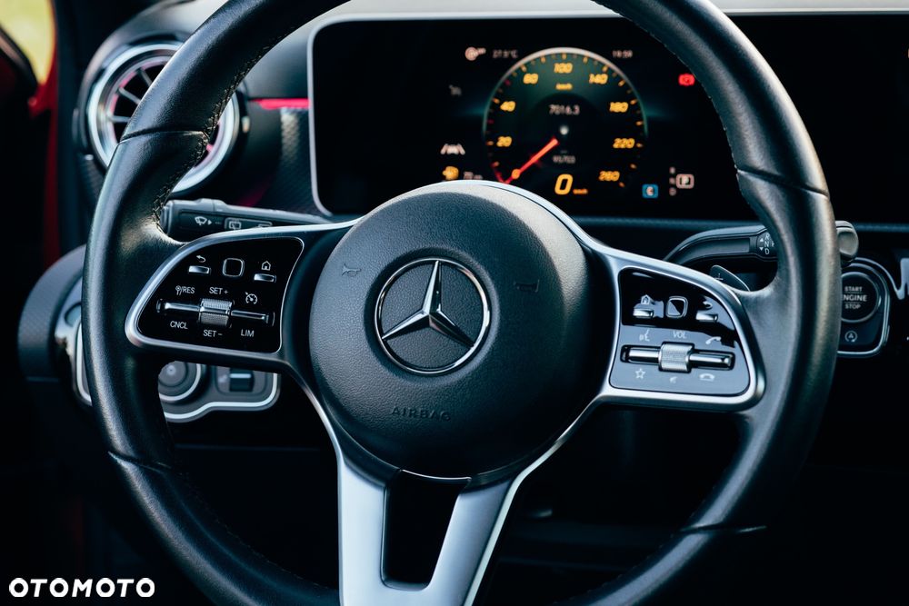 Mercedes-Benz Klasa A 200 7G-DCT - 13