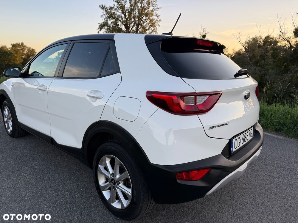 Kia Stonic 1.2 M - 8