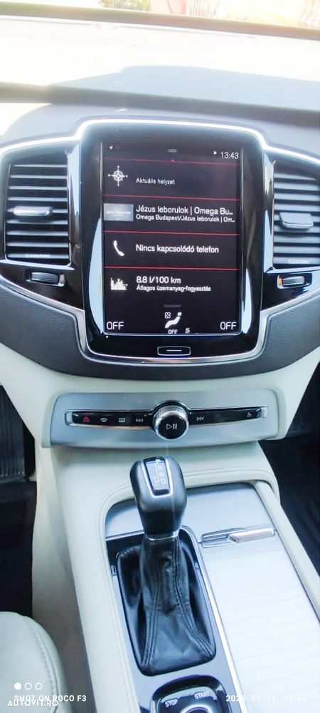 Volvo XC 90 D5 AWD Momentum - 9