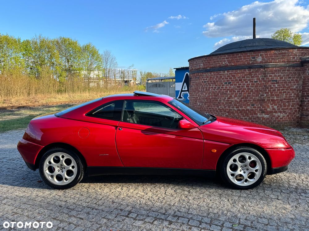 Alfa Romeo GTV 2.0 Twin Spark Base - 11