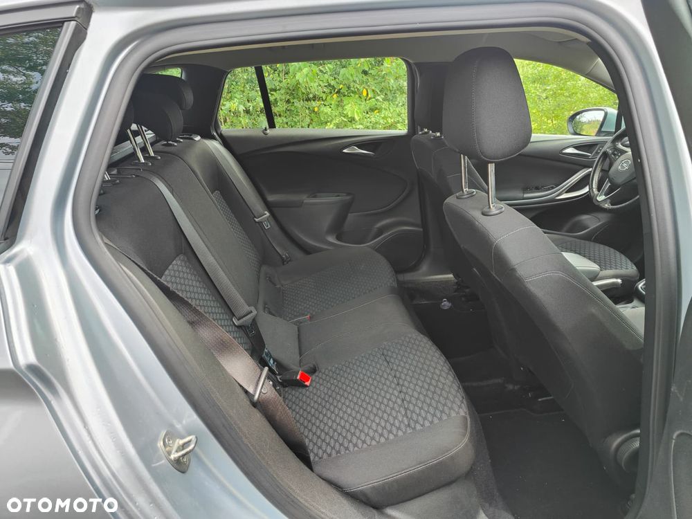 Opel Astra 1.5 D Start/Stop Edition - 19