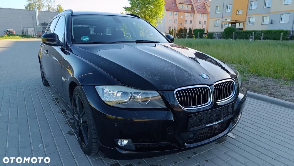 BMW Seria 3 330d DPF Edition Sport - 11