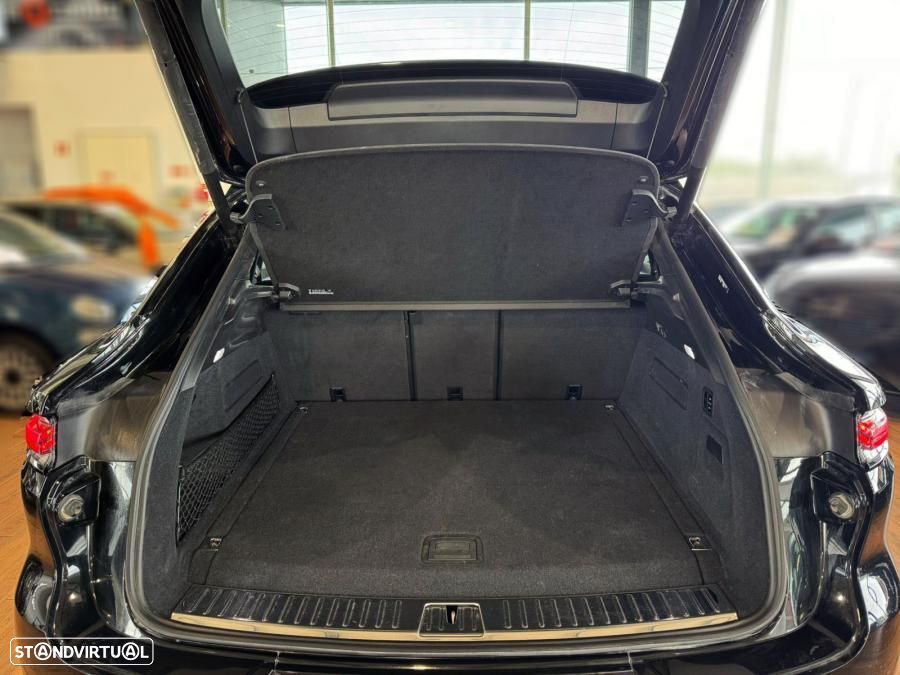 Porsche Cayenne Coupé E-Hybrid - 22