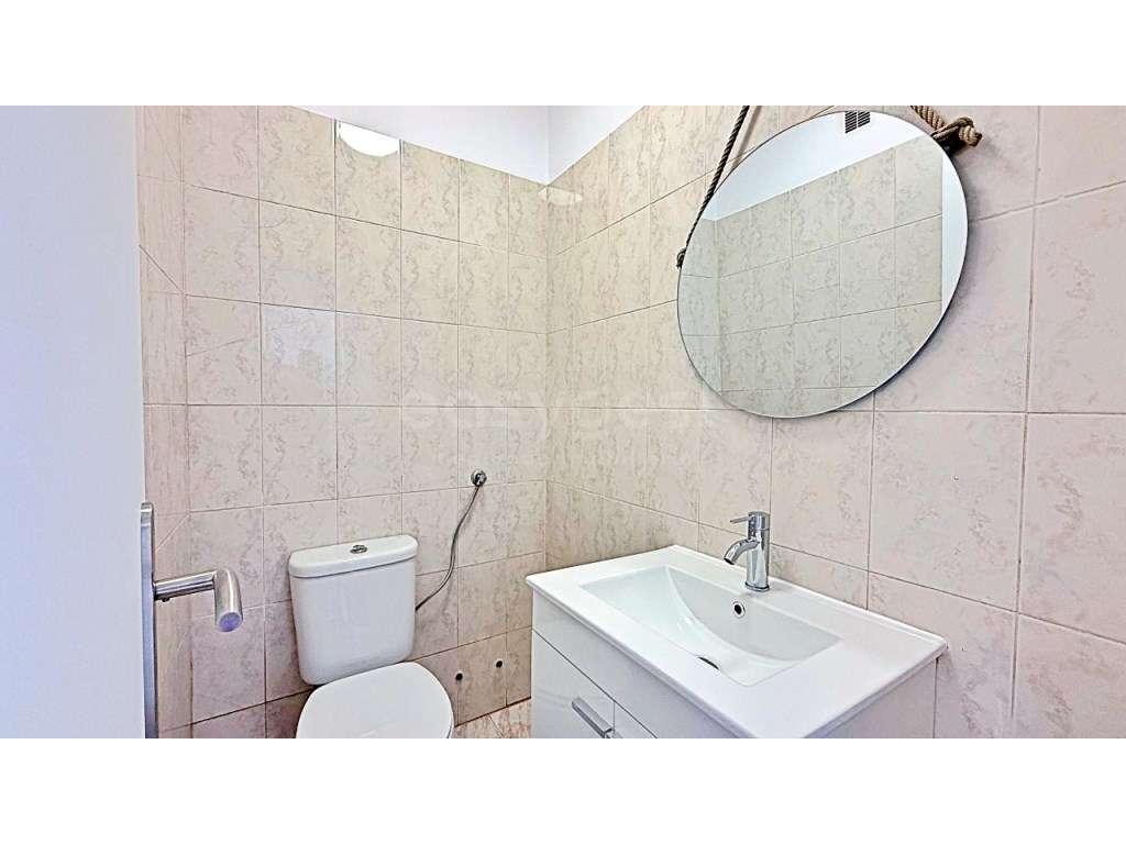 Apartamento T3 Renovado no Montijo | Excelente Localização e Vista ... - Grande imagem: 5/26