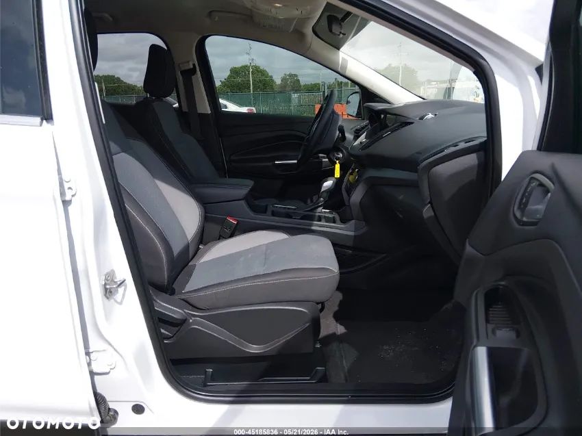 Ford Escape - 9