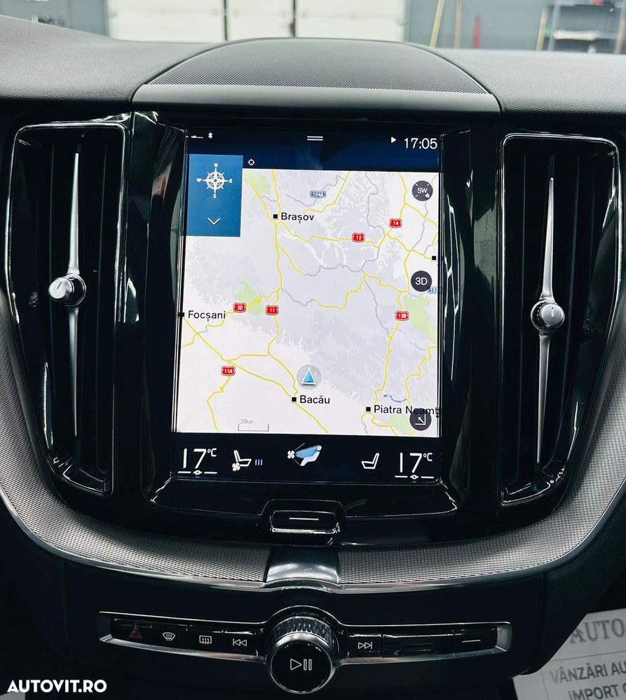 Volvo XC 60 D5 AWD Geartronic Inscription - 27