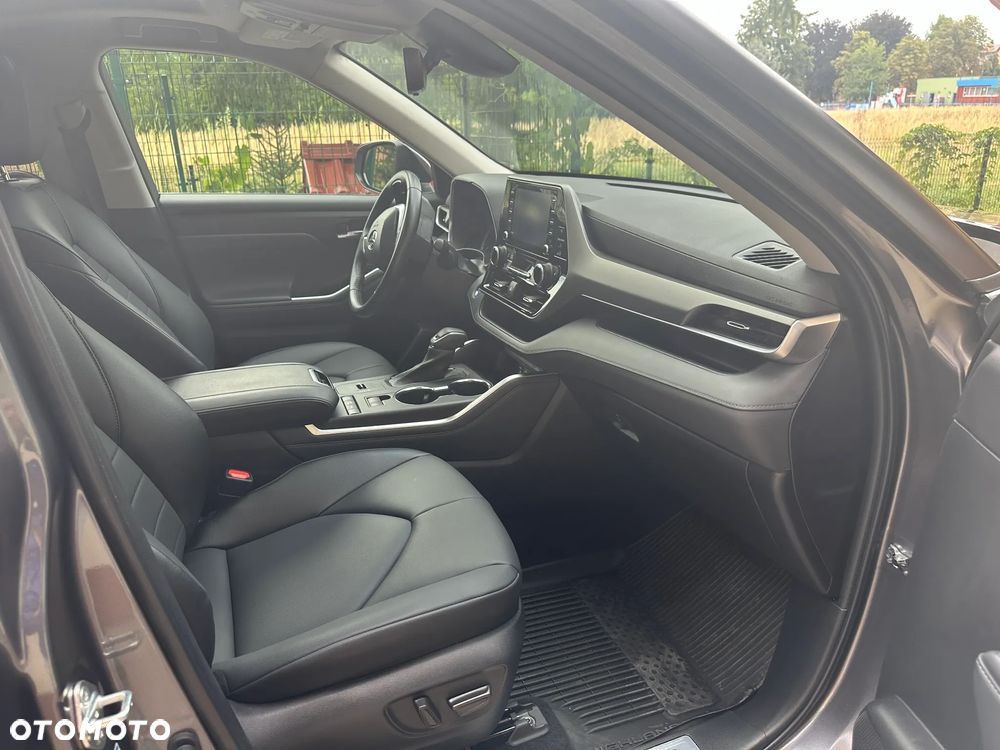 Toyota Highlander - 12