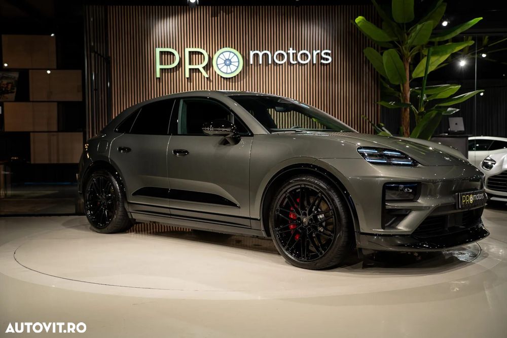 Porsche Macan - 4
