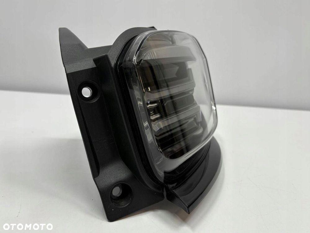 Jeep Avenger Lampa Prawa Tył Tylna L709090 - 9