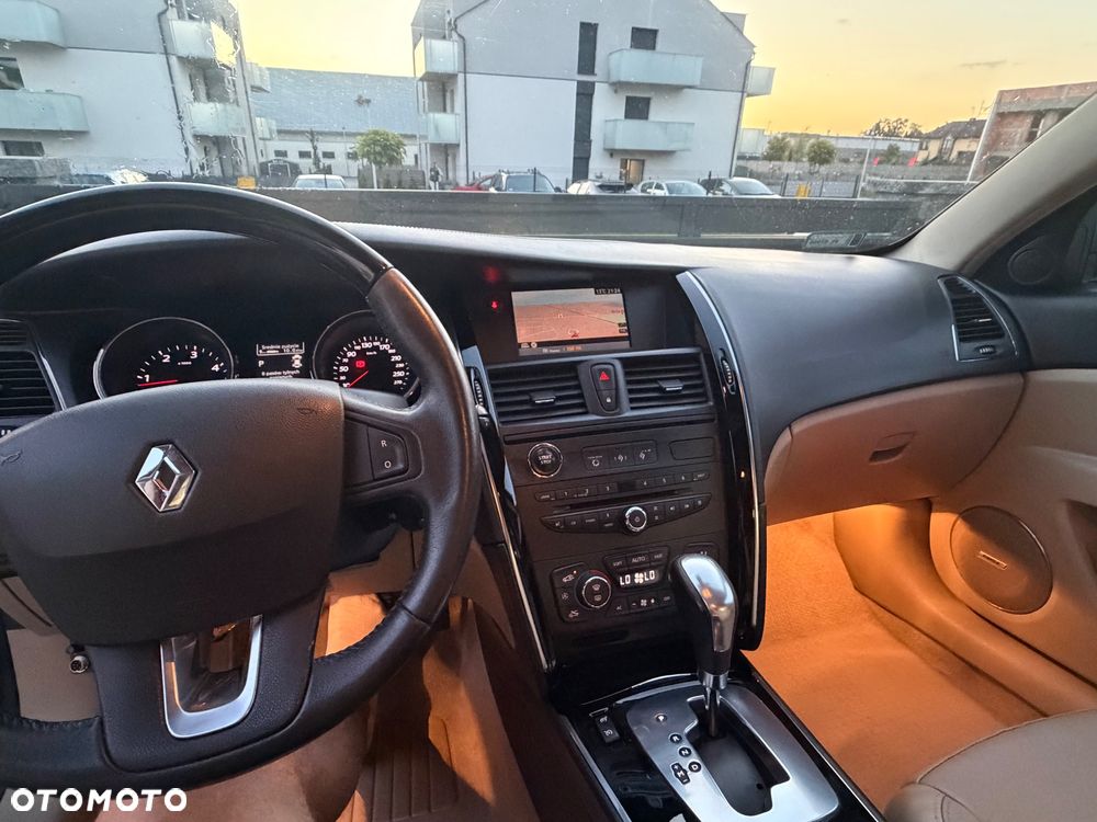 Renault Latitude - 4