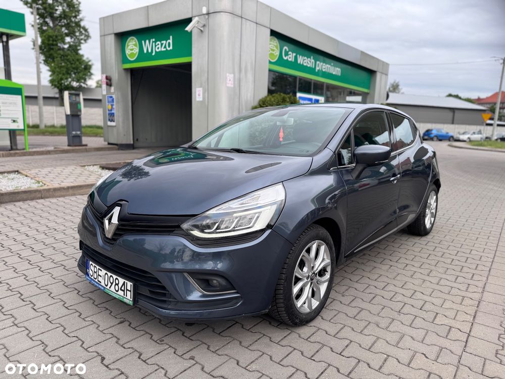 Renault Clio - 22