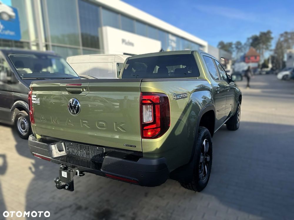 Volkswagen Amarok - 9