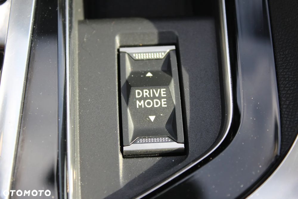 Peugeot 5008 BlueHDi 130 EAT8 Allure - 26