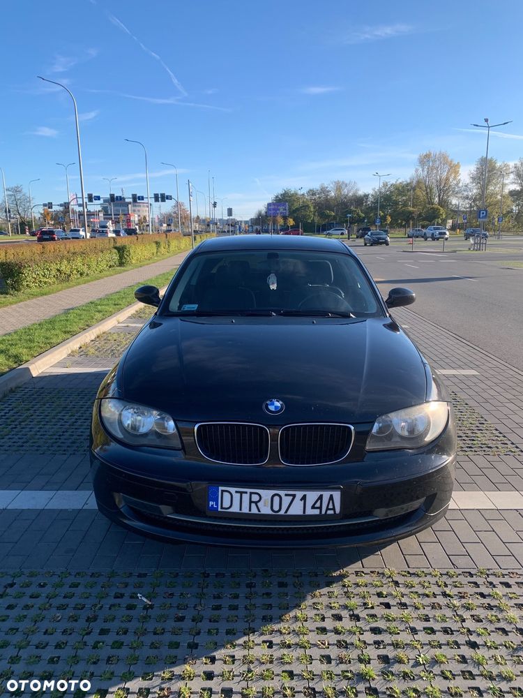 BMW Seria 1 120d - 8