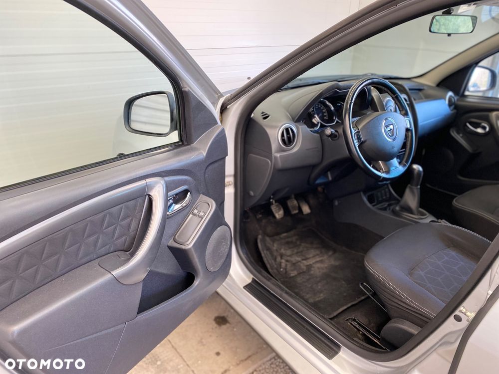 Dacia Duster 1.6 Laureate - 8