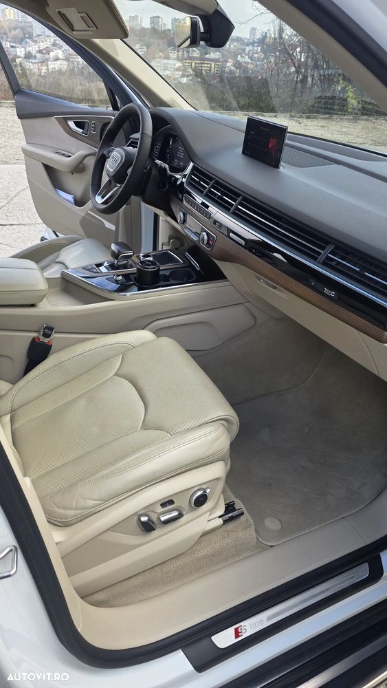 Audi Q7 - 15