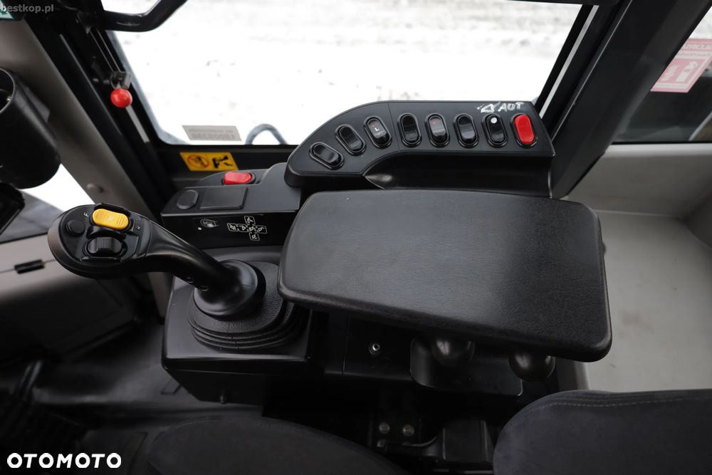 Komatsu WA380-8 - 34