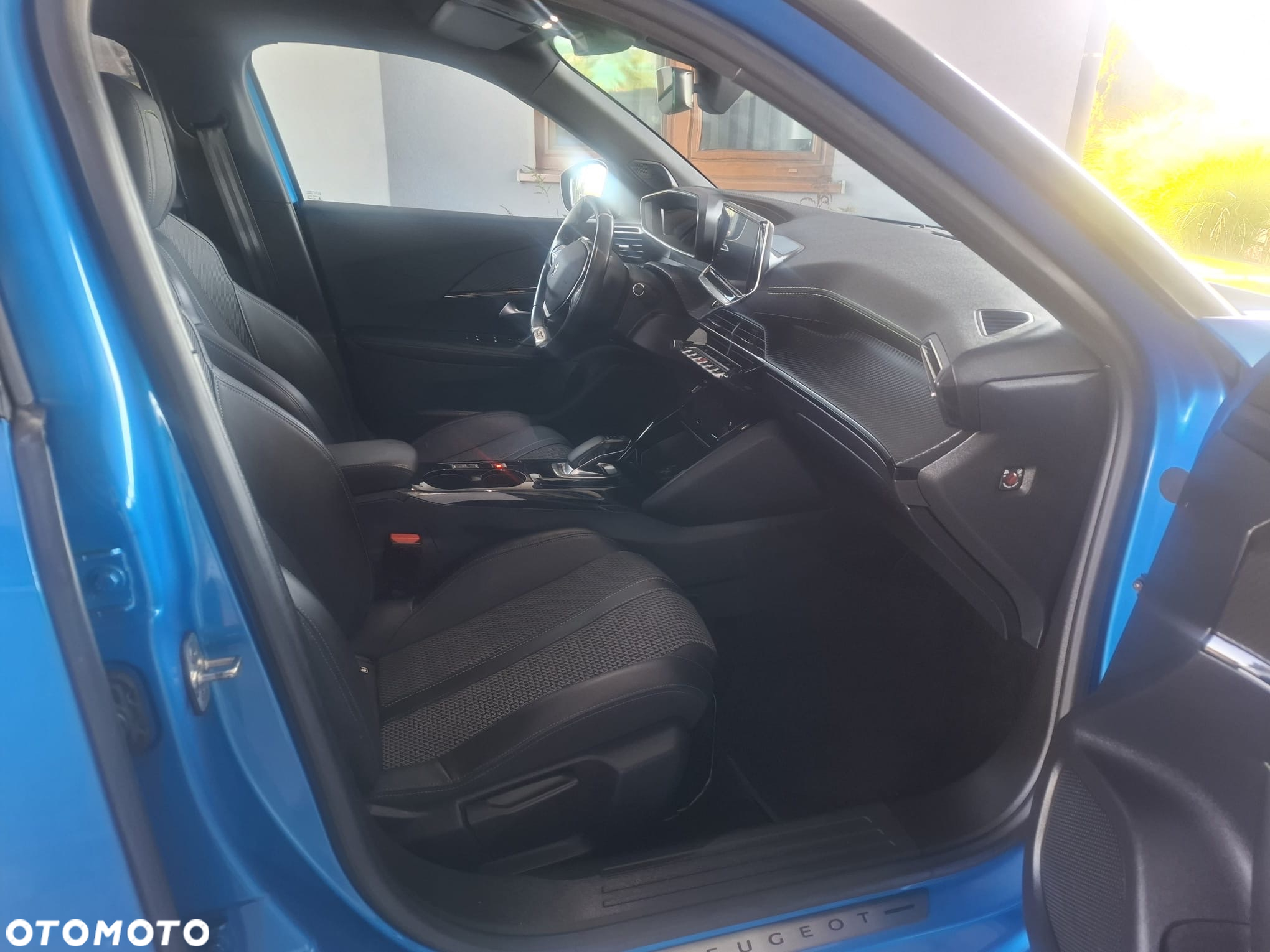 Peugeot 2008 e-2008 GT Line - 20