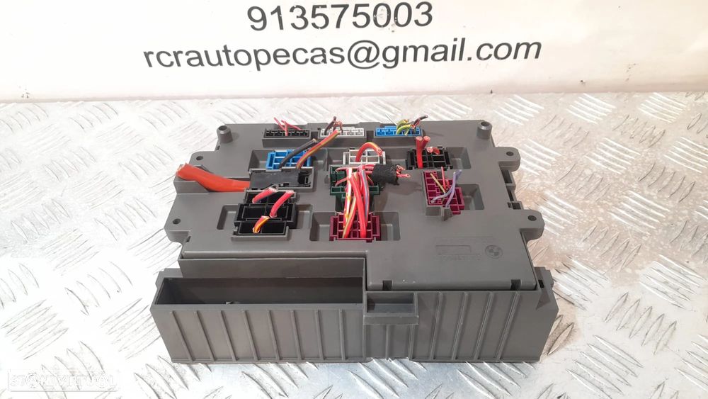 CAIXA FUSIVEIS FICHAS RELE BMW SERIE 1 E82 COUPE 61149119446 9119446 SERIE 1 E81 E87 E88 CABRIO X1 E84 SERIE 3 E90 E91 E92 COUPE E93 CABRIO X3 F25 Z4 E89 TAMPA CAIXA FUSIVEIS PAINEL COMANDO CONTROLO - 1