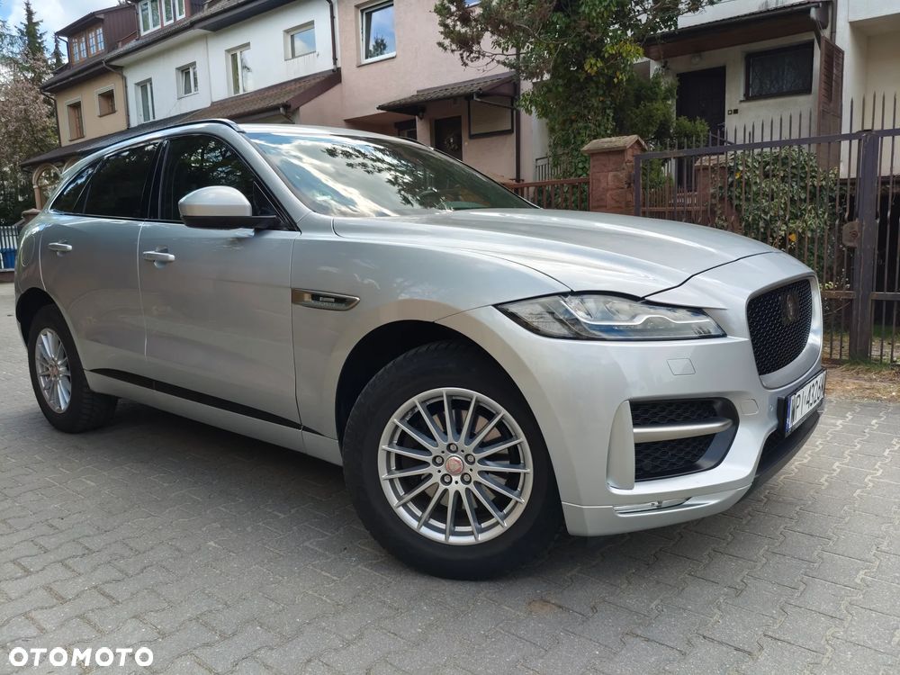 Jaguar F-Pace 2.0 i4D AWD R-Sport - 2