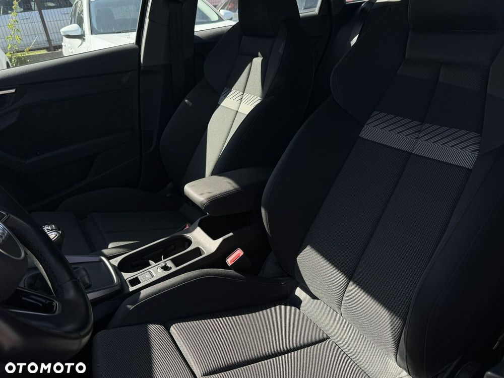 Audi A3 Sportback 35 TFSI Advanced - 14