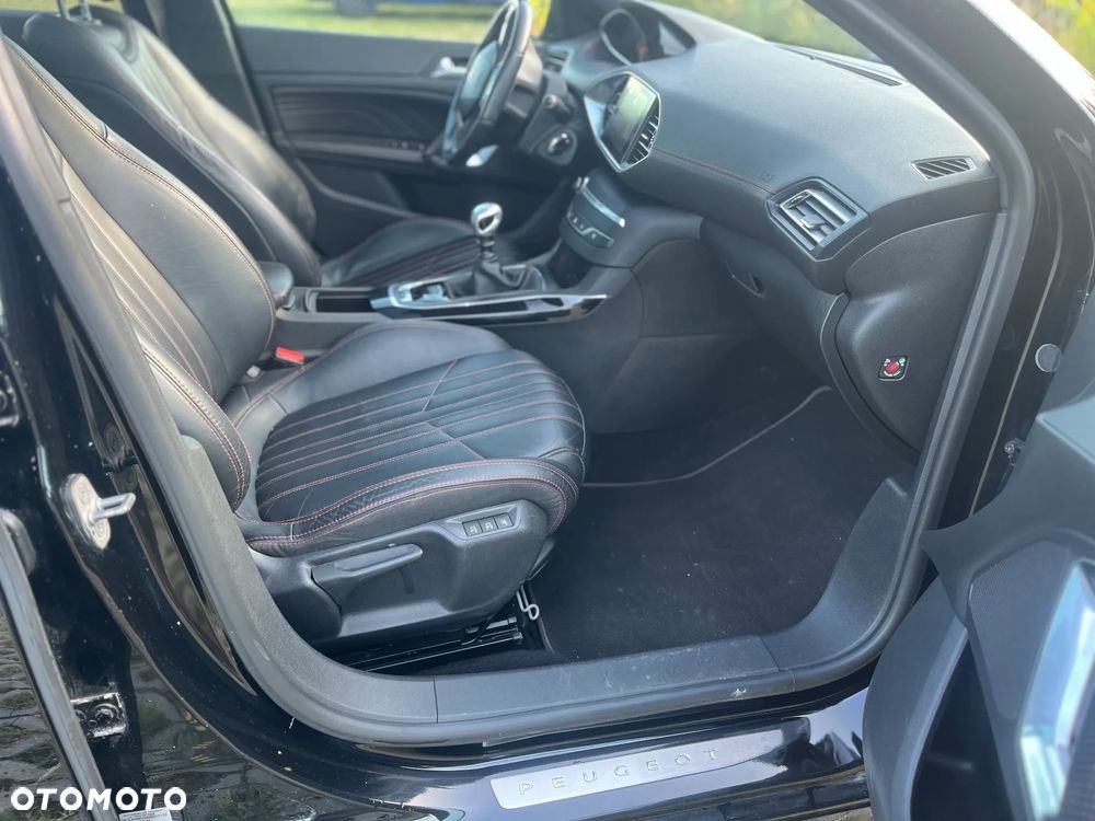 Peugeot 308 1.2 PureTech GPF GT Pack S&S - 12