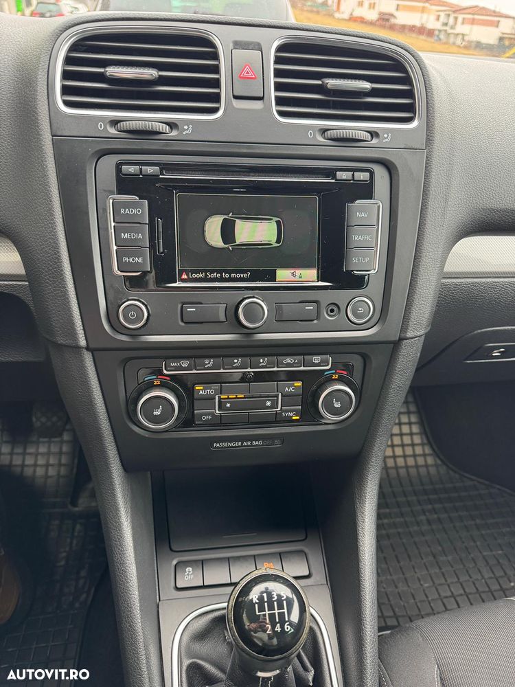 Volkswagen Golf - 21