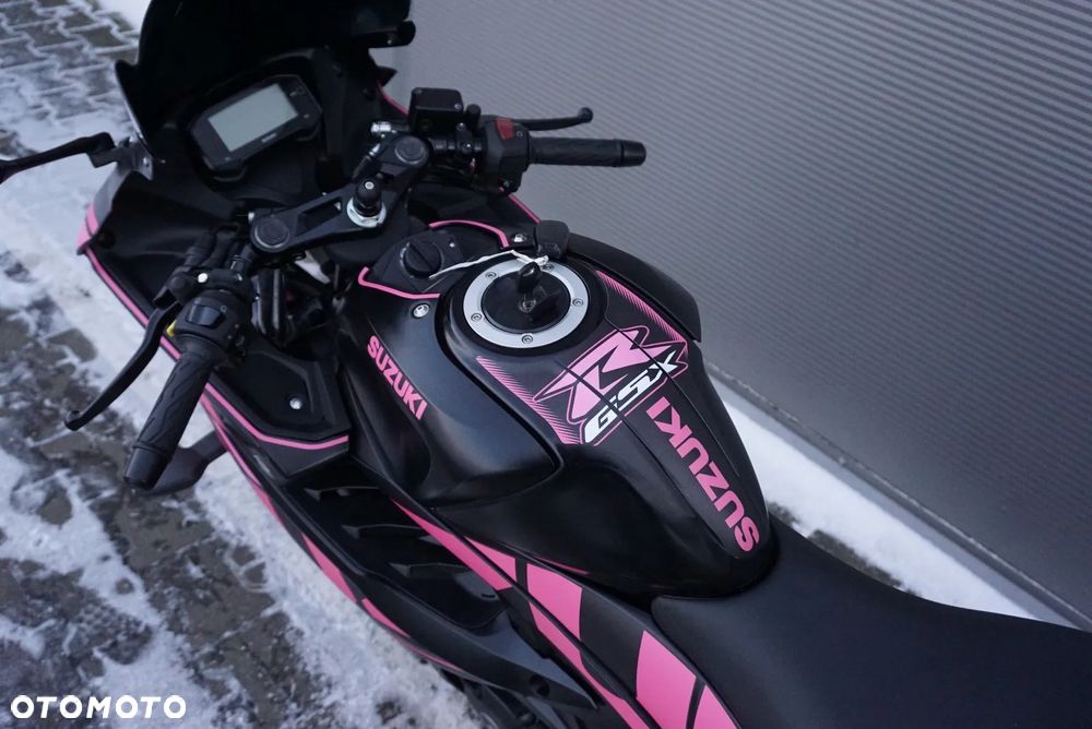 Suzuki GSX-R - 13