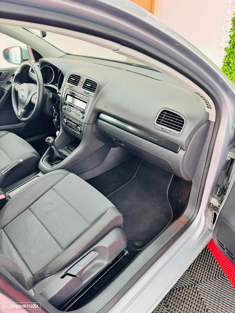 VW Golf 2.0 TDi DPF Comfortline - 6