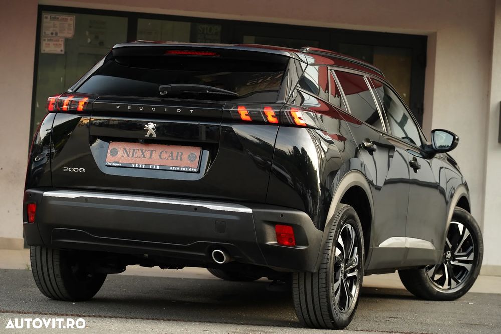 Peugeot 2008 1.5 BlueHDI EAT8 STT Allure Pack - 4