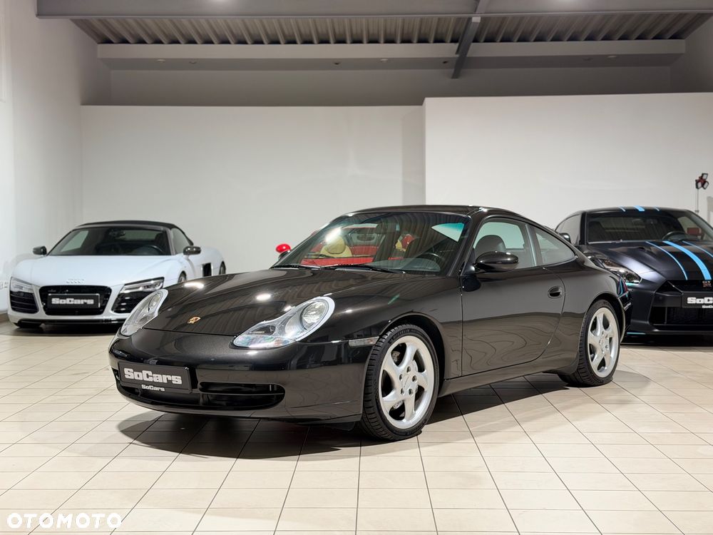 Porsche 911 Carrera - 2