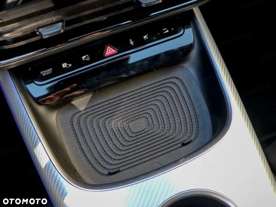 Mercedes-Benz CLA - 11