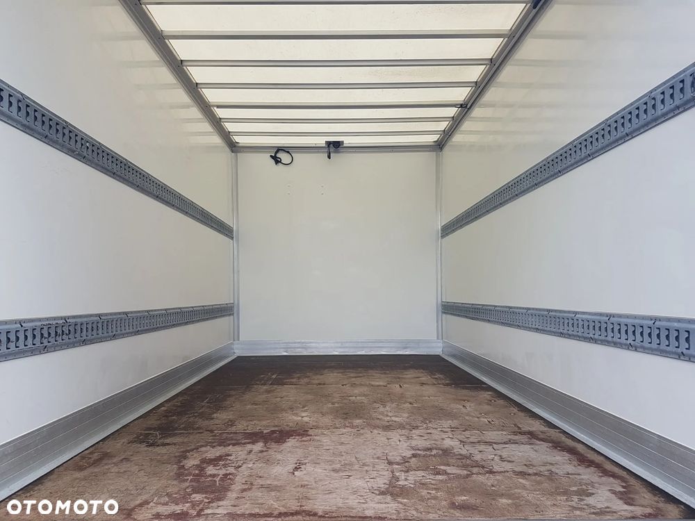 Renault MASTER KONTENER 8EP 4,22x2,22x2,22 KLIMA KRAJOWY MANUAL  6-BIEGÓW DMC 3500 KG - 17