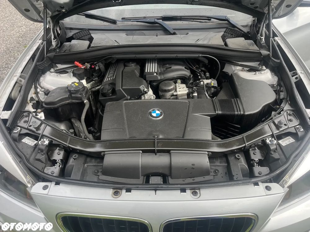 BMW X1 sDrive18i - 14