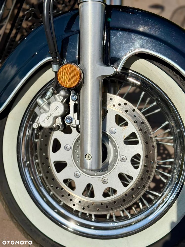 Suzuki VL 800 Volusia - Boulevard C50 - 16