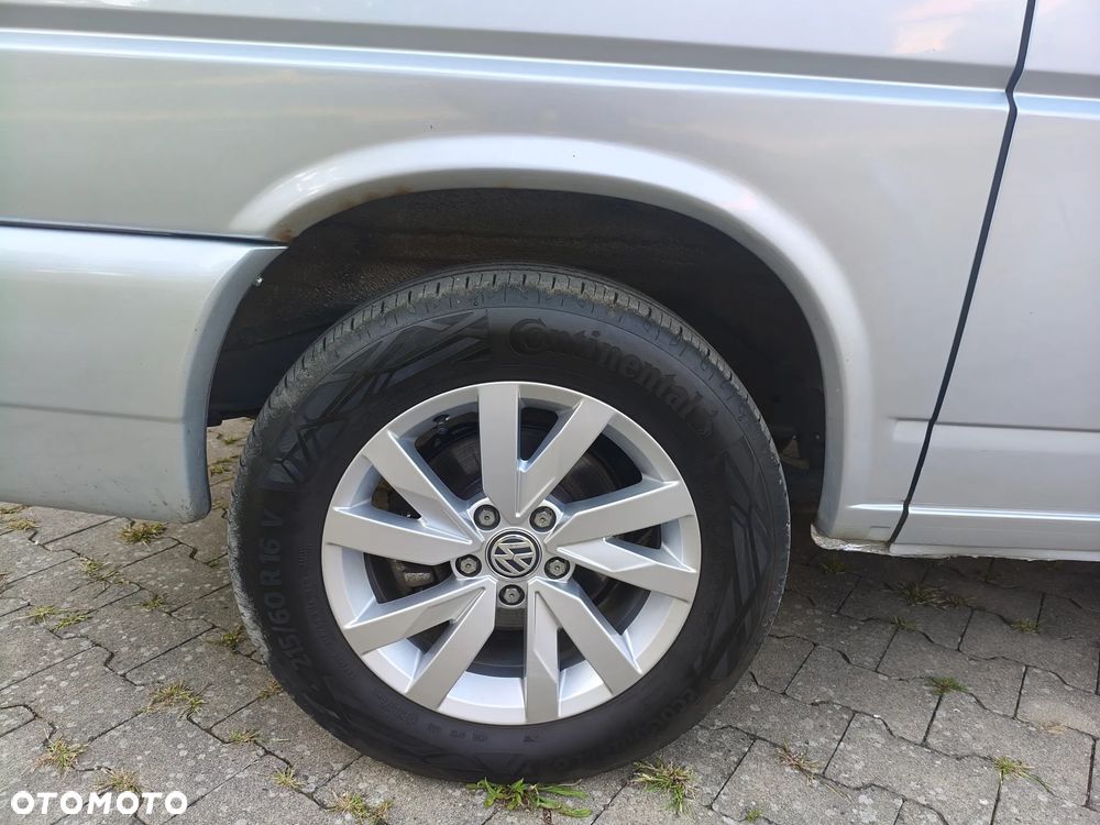 Volkswagen Multivan - 8