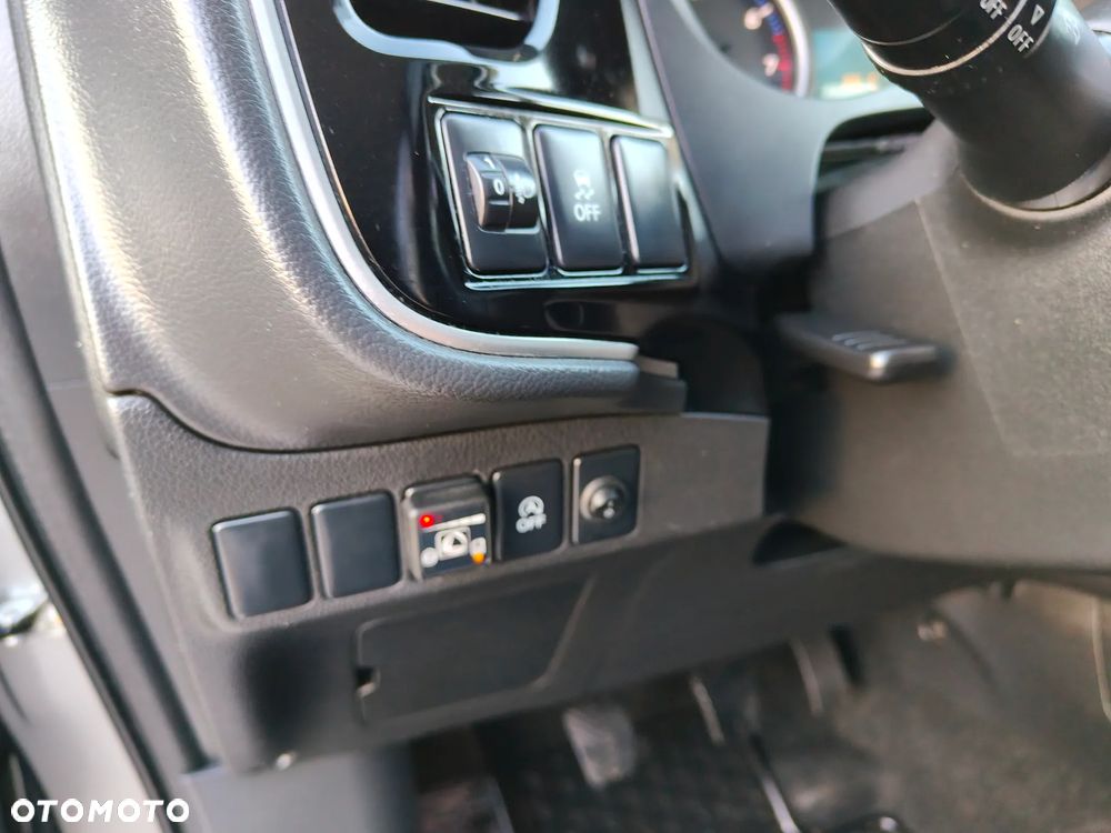 Mitsubishi Outlander 2.0 City Style 2WD - 16