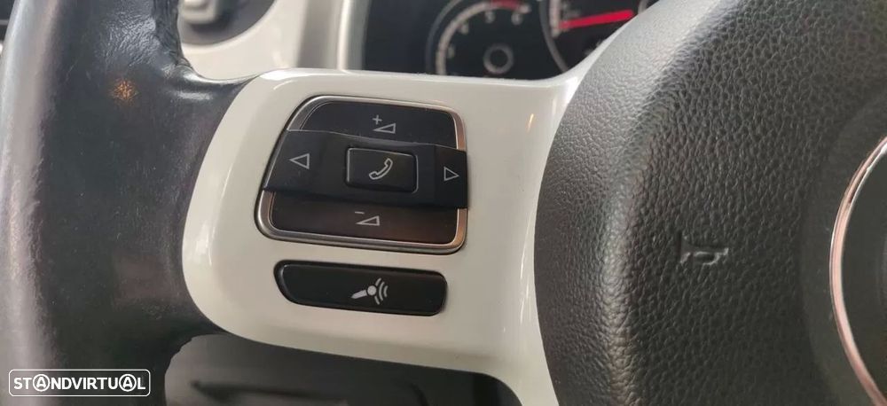 VW New Beetle 1.6 TDi Design - 32