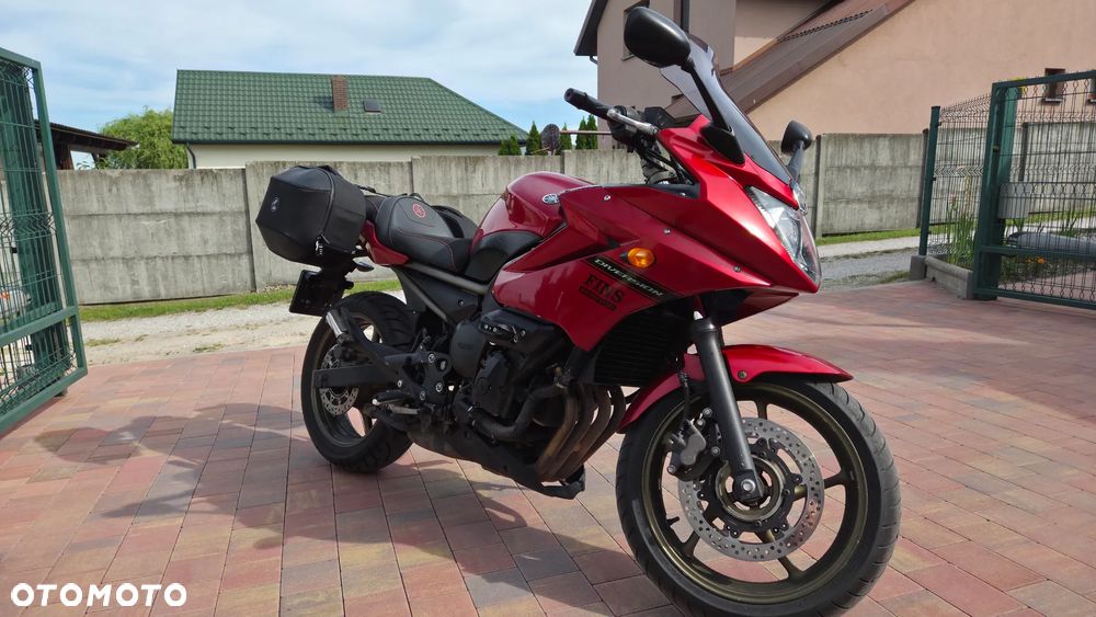 Yamaha XJ - 2