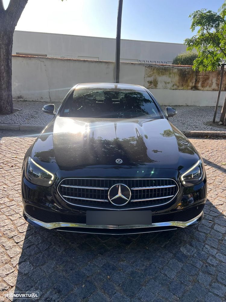 Mercedes-Benz E 220 - 1